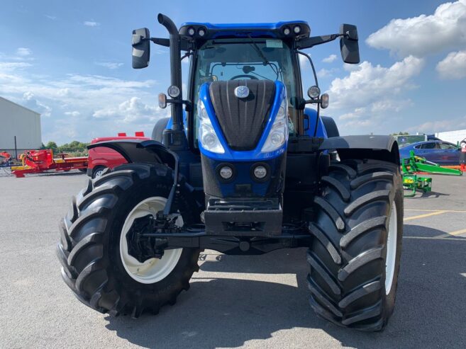 New Holland T7.210